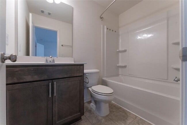 Building Photo - 898 Ambient Way