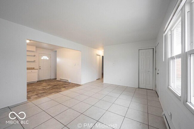 Building Photo - 4881 300W