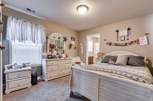 Building Photo - 9602 Kentwick Cir