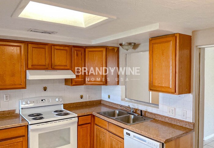 Building Photo - 6219 11th Ave