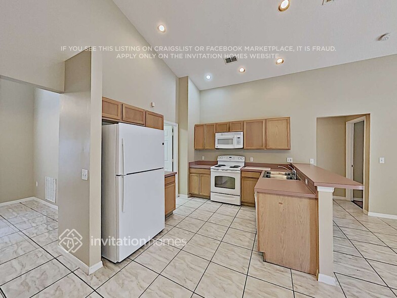 Building Photo - 106 Quiet Oak Ct