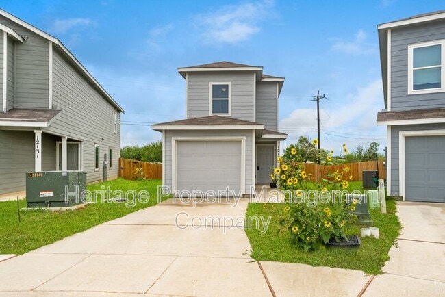 Building Photo - 12135 Floral Blossom