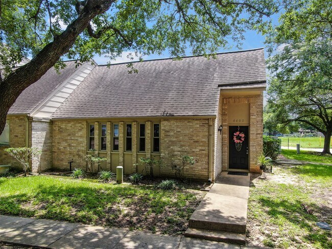 Building Photo - 6602 Montauk Dr