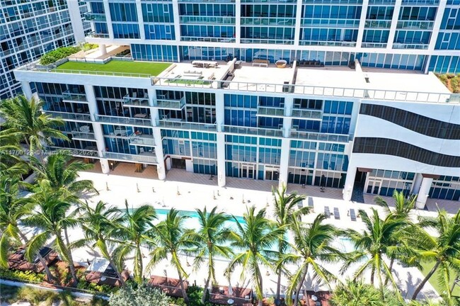 Building Photo - 6899 Collins Ave