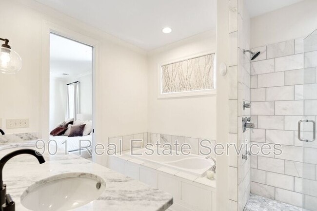 Building Photo - 299 Wilkinson Pl