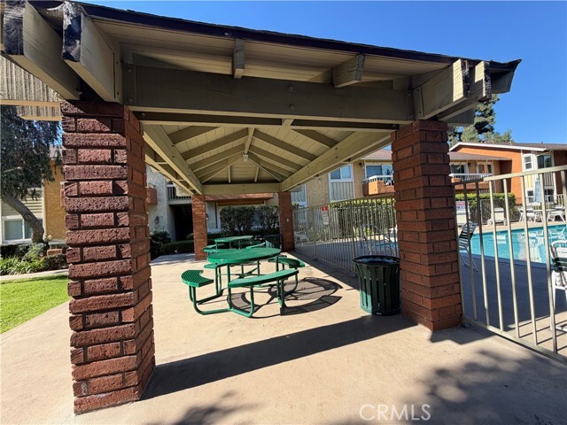 Building Photo - 16040 Leffingwell Rd