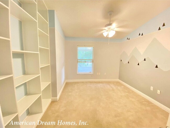 Building Photo - Wonderful Home in Andover Lakes!