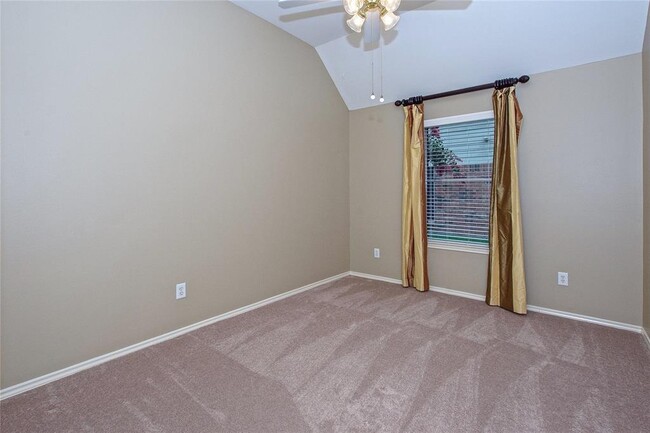 Building Photo - 7718 Trophy Pl Dr