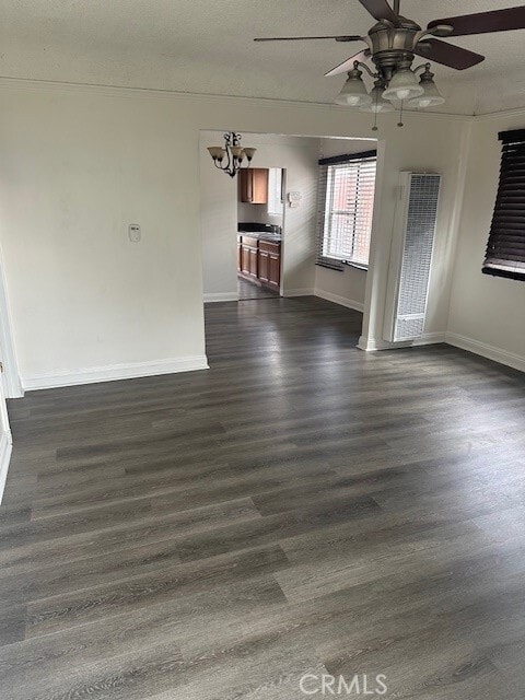 Building Photo - 155 E 111th St