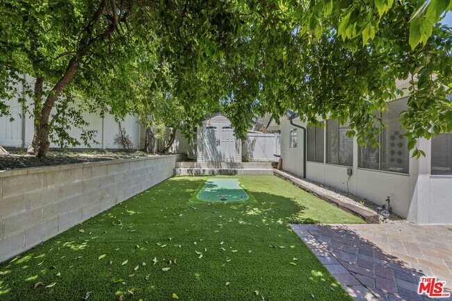 Building Photo - 4825 San Feliciano Dr