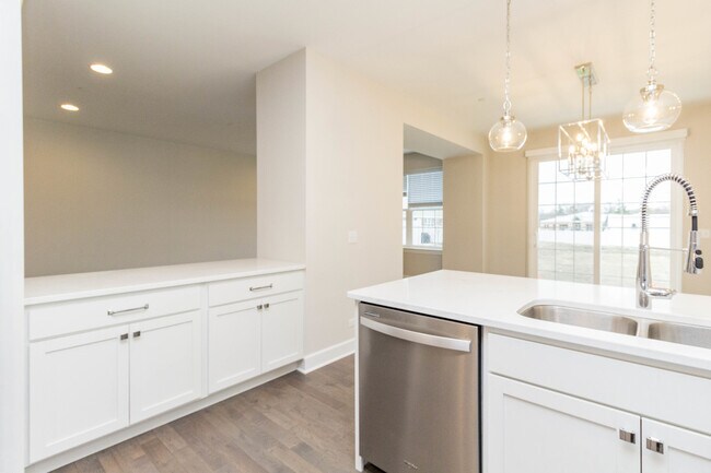 Building Photo - 10727 Clock Tower Dr