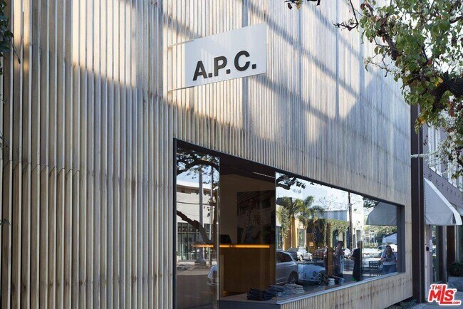 Building Photo - 8380 Waring Ave