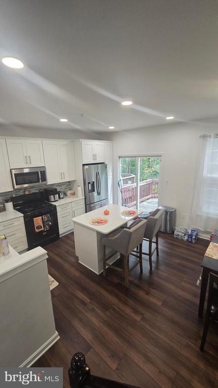 Building Photo - 10004 Tallahassee Pl