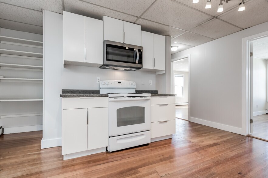 Building Photo - 30 Cutts Ave
