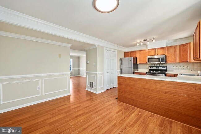 Building Photo - 15256 Waterwheel Terrace