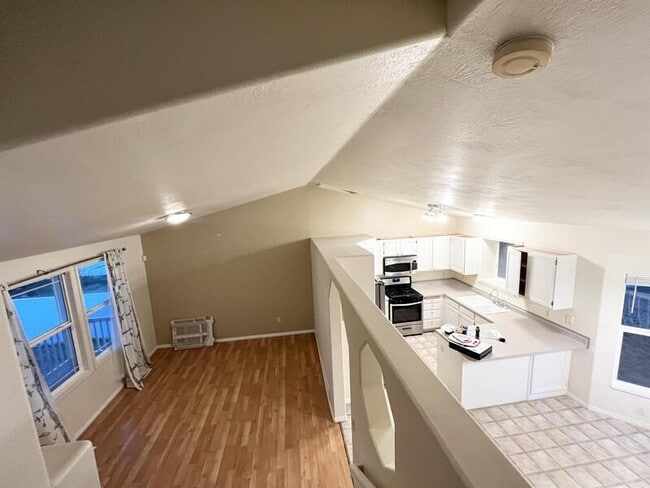 Building Photo - 377 Sego Lily Dr