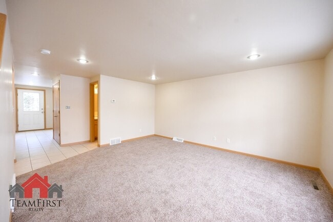 Building Photo - 2137 S Broadway