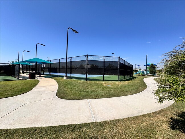 Building Photo - 8203 Leisure Pt Dr