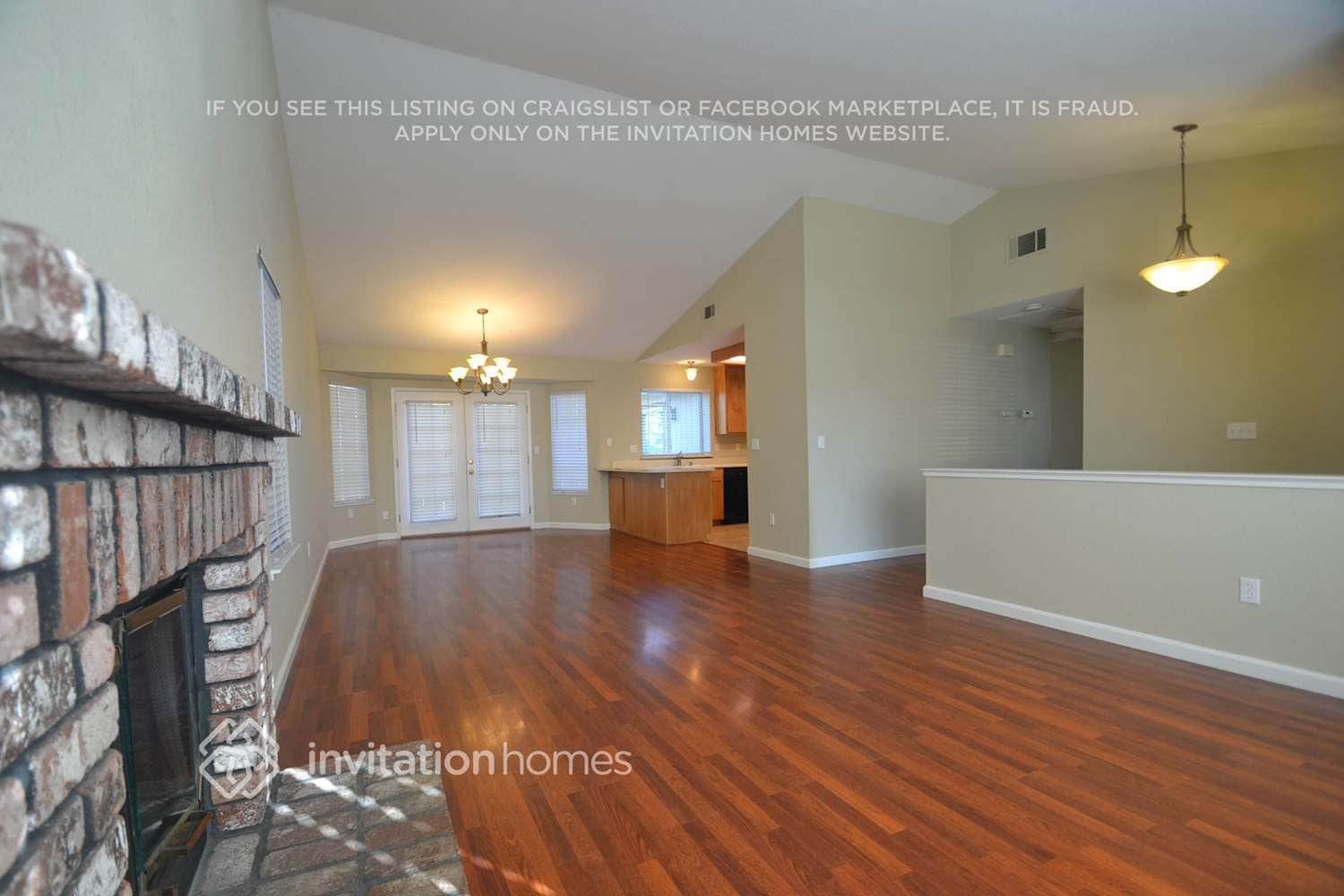 Building Photo - 303 Hampshire Ct