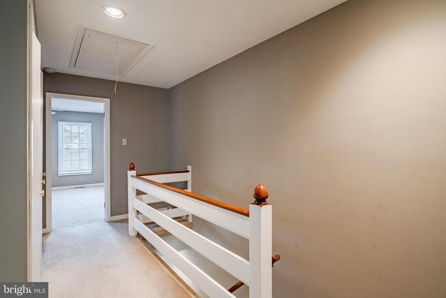 Building Photo - 801 Winchester Ct