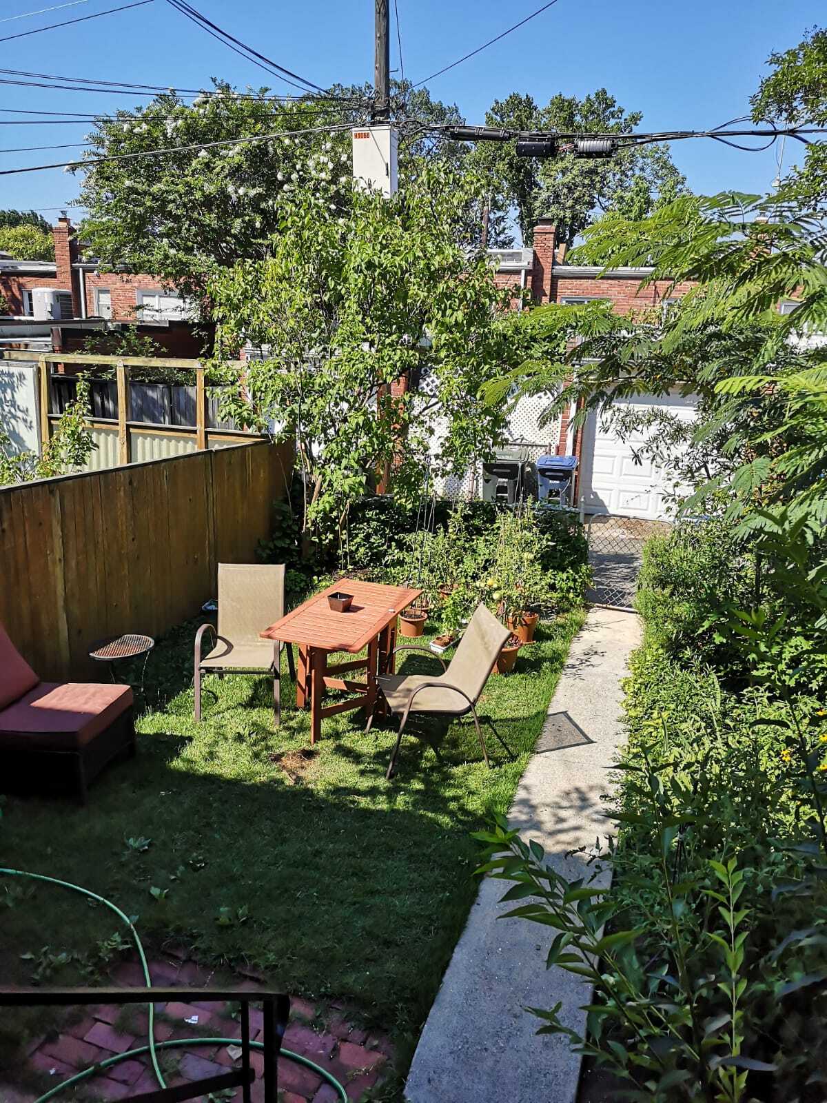 Building Photo - 2240 Observatory Pl NW