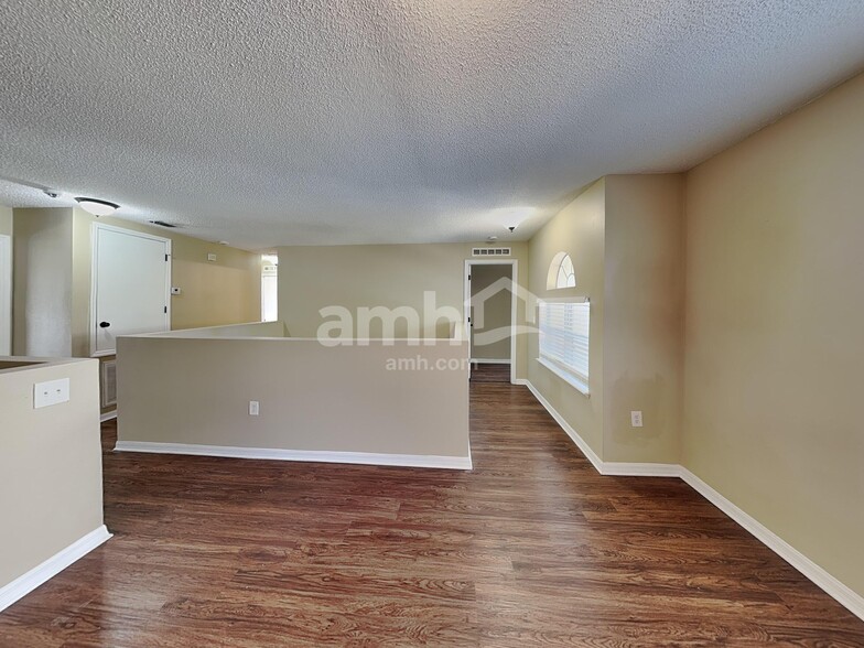 Building Photo - 10407 Fly Fishing St