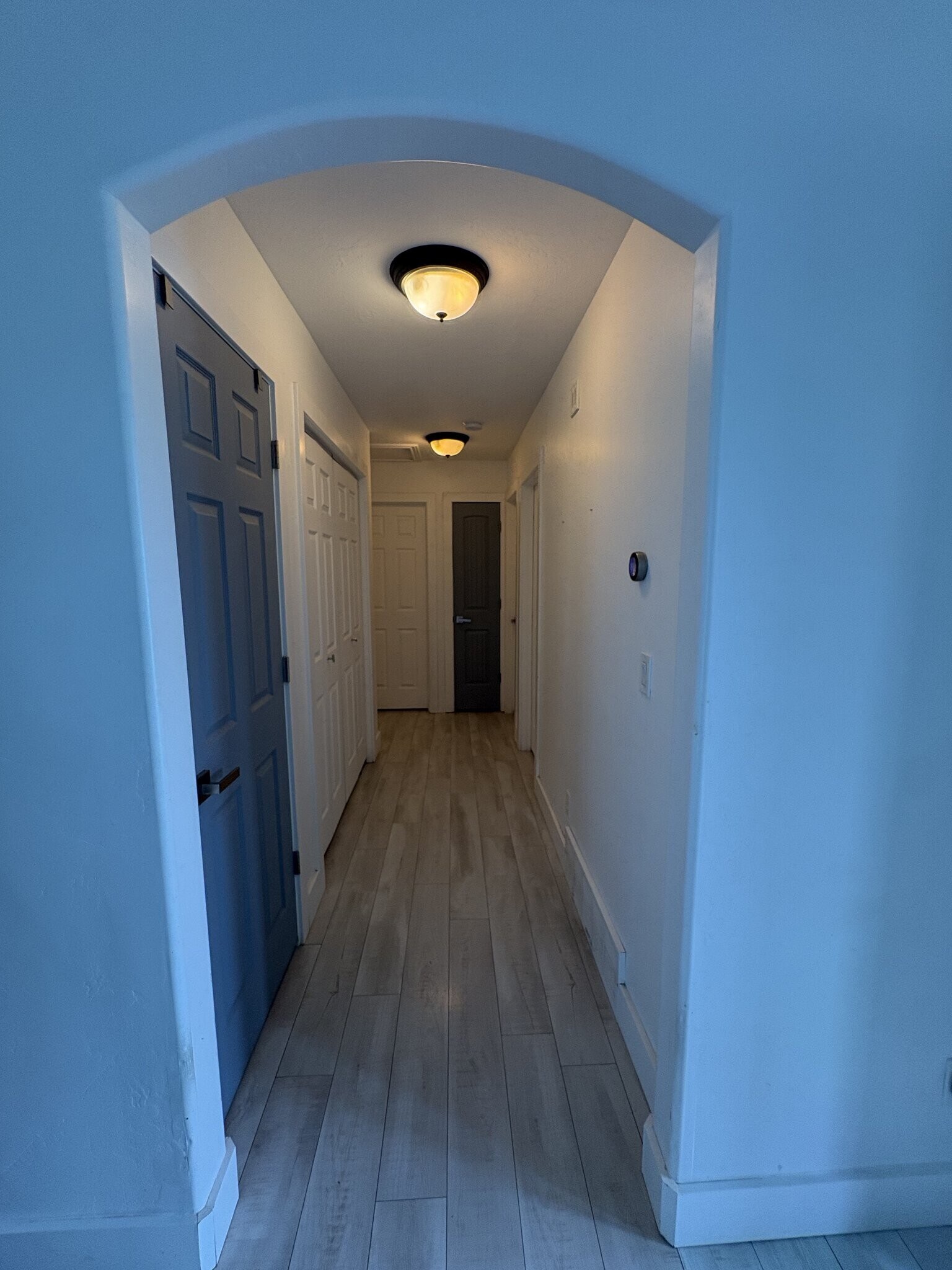 Building Photo - 3871 E Hopi Rd
