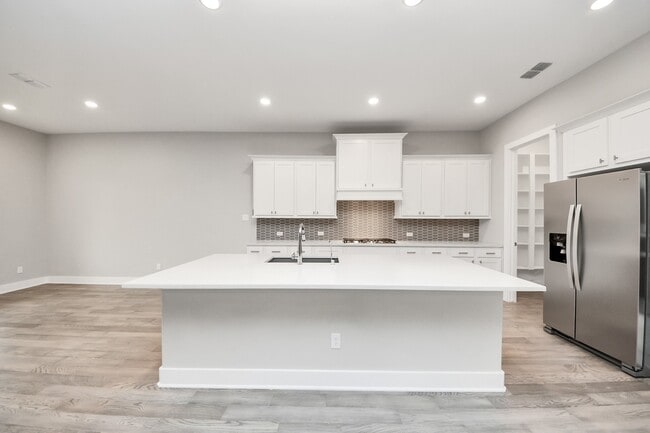 Building Photo - 24815 Pavonia Lake Ln