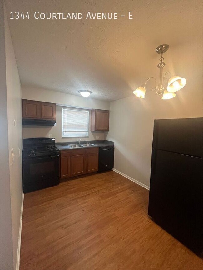 Building Photo - 1344 Courtland Ave