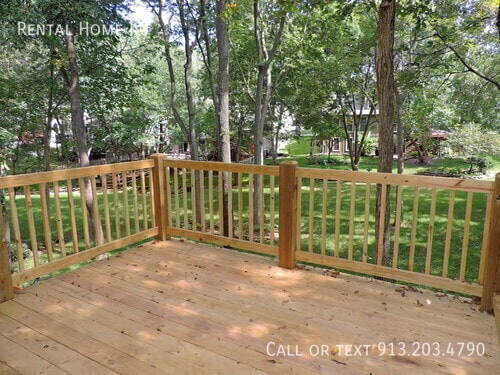 Building Photo - 15715 Beverly Ct