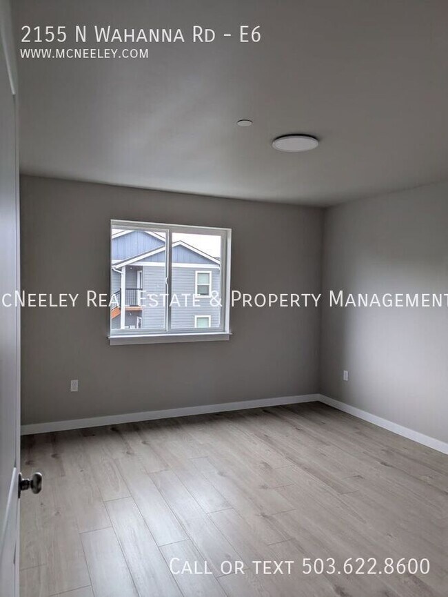 Building Photo - 2155 N Wahanna Rd