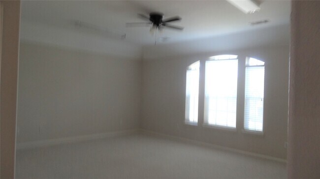 Building Photo - 4822 Schiller Park Ln