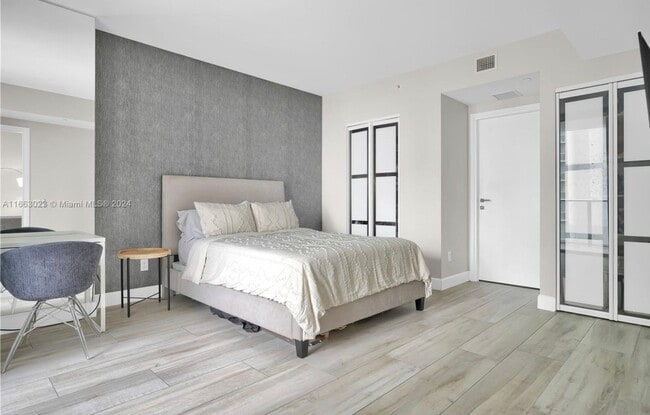 Building Photo - Stunning Water Views unit for rent in Bric...