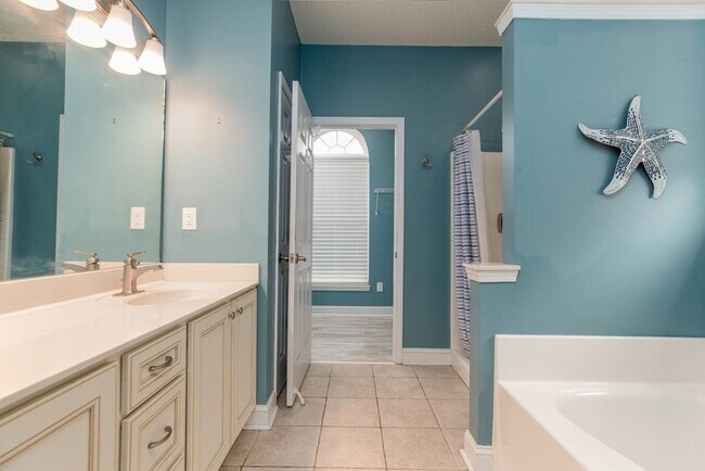 Building Photo - 4734 Harvest Dr