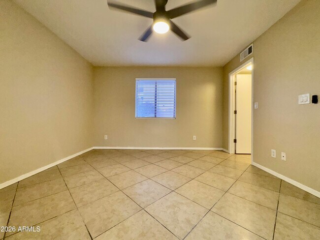 Building Photo - 16635 N Cave Creek Rd