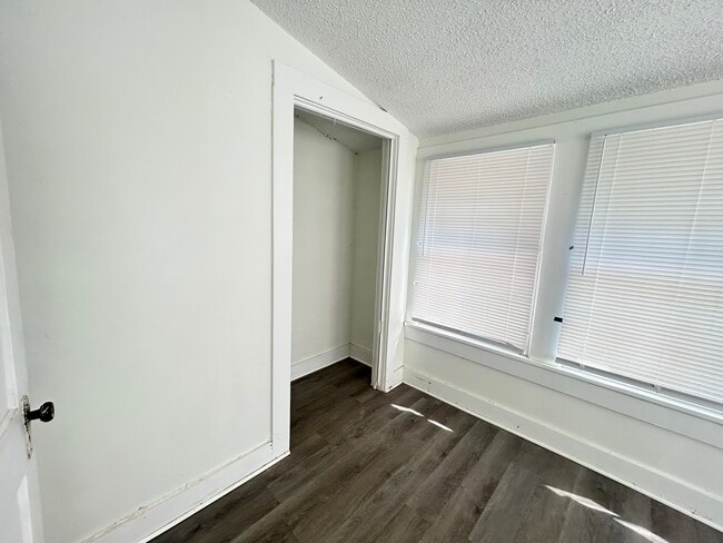 Building Photo - 4500 W 28th Ave