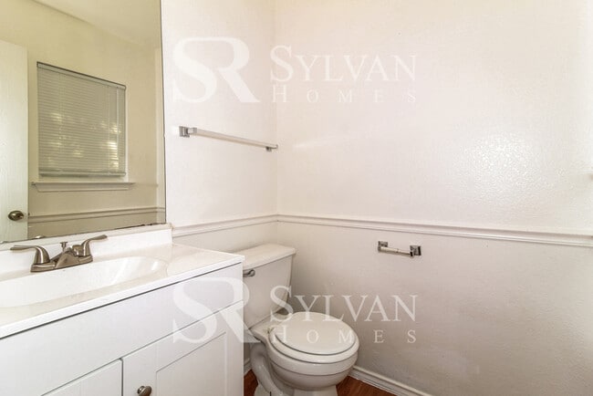 Building Photo - At Last, This Is What You Have Been Searching For!