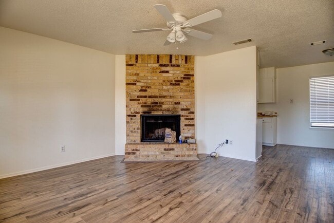 Building Photo - AVAILABLE NOW! *MORE PHOTOS COMING SOON*