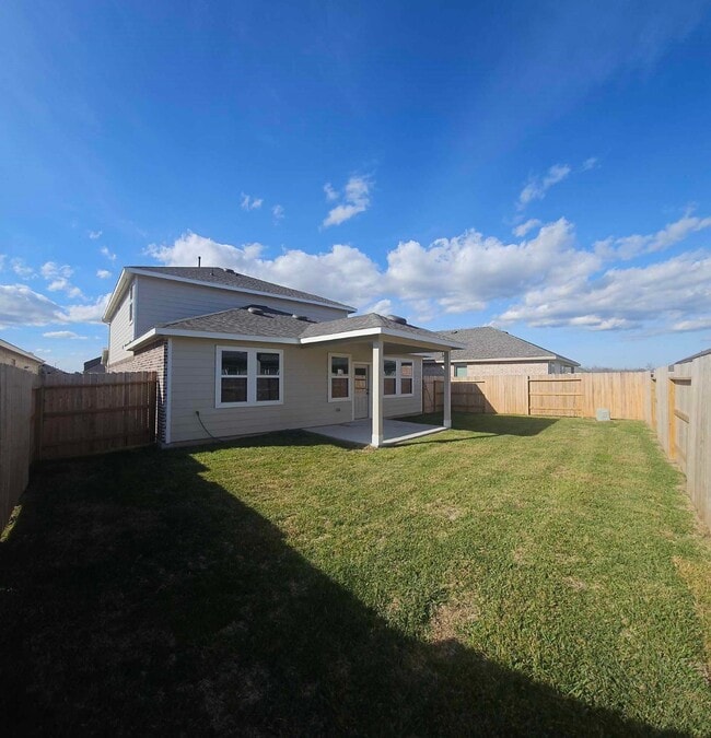 Building Photo - 8414 Bay Oaks Dr