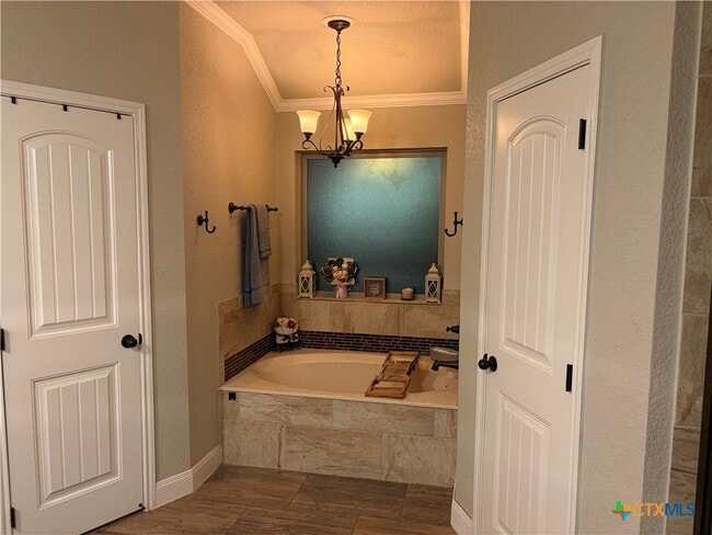 Building Photo - 8205 Salt Mill Hollow Dr