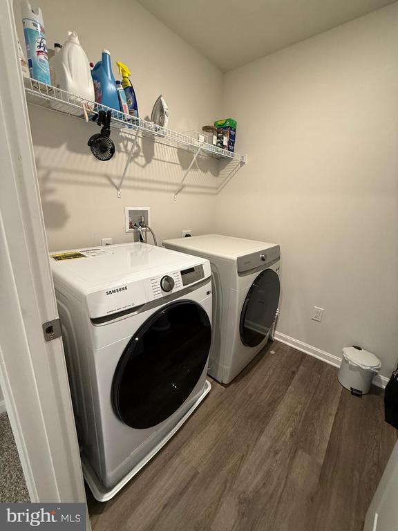 Building Photo - 367 Centergate Dr