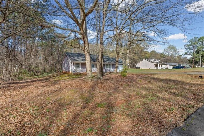 Building Photo - 120 Woodcrest Dr