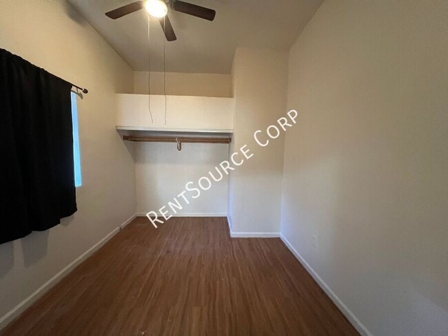 Building Photo - 1411 Nancy St