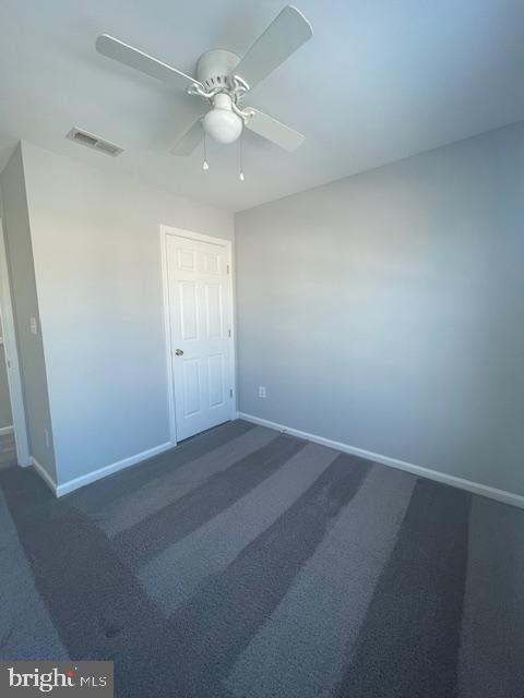 Building Photo - 19 Sir Thomas Ln