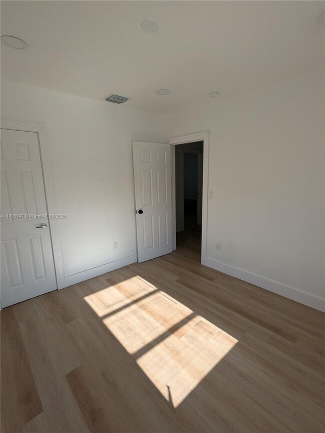 Building Photo - 14321 Boggs Dr