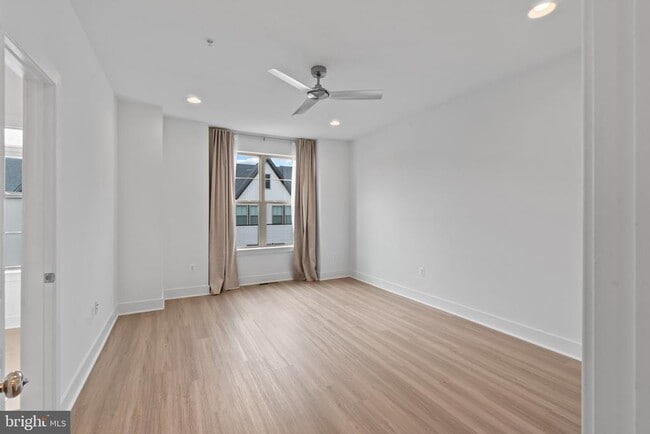 Building Photo - 3307 Streamlet Ln