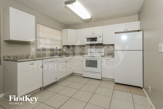 Building Photo - 220 Broward Ave