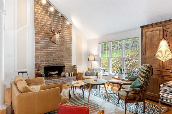 Building Photo - 29 Wainwright Rd