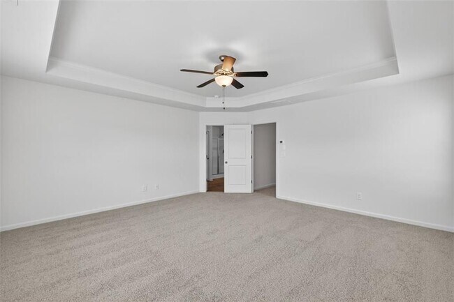Building Photo - 5524 Garens Way