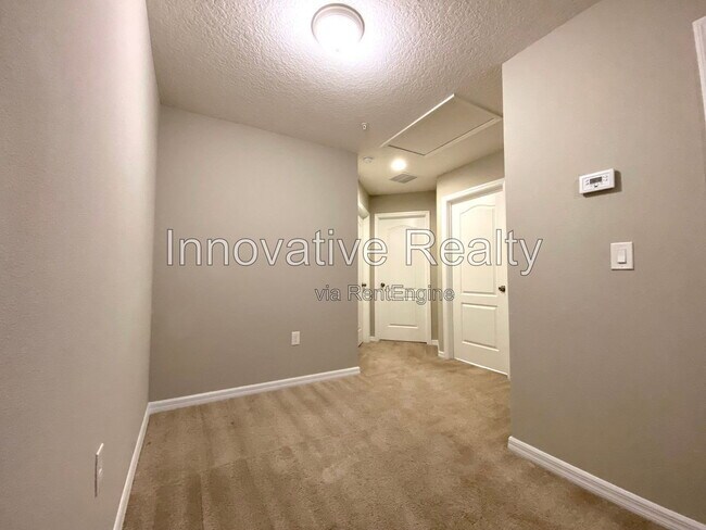 Building Photo - 302 Cedar Bark Ln